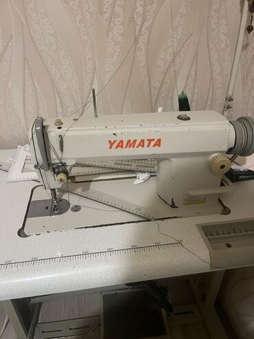 Zərərvericilərə qarşı mübarizə aparatları: Yamata markalı sənaye tikiş maşını. Bu model yüksək performanslı tikiş