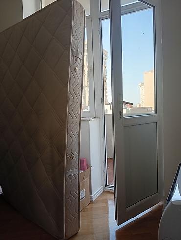 Matraslar: Iki neferlik matras satilir. Çarpayisi istikbaldan idi. Eni 1.80 — 6