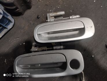 Дверные ручки: Зарчасти ручки тайота Мазда обшивка стоп фара ипсум Микра Ниссан Гайя — 2