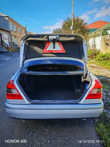 Mercedes-Benz: Mercedes-Benz C 180: 1.8 l | 1996 il Sedan — 8