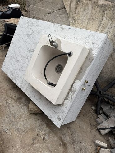 перегородка для ванны: Mərmər effektli tezgah üstü dolablı lavabo və salon üçün yuma kasası