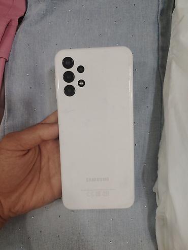 nokia x2 00: Samsung Galaxy A13, 64 GB, rəng - Ağ, Barmaq izi — 2