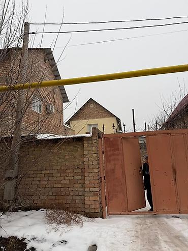 Продажа коттеджей и домов: 🏡 Продаётся участок с домом в жилмассиве Кок-Жар 📐 Участок — 2.7 — 3