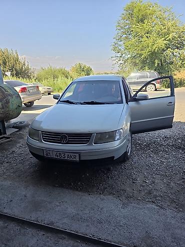 Volkswagen Passat: 1999 г., 1.8 л, Механика, Бензин, Седан