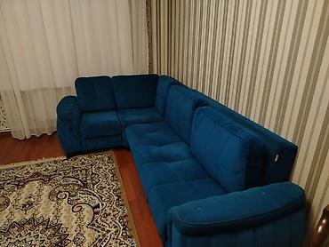 köhnə divan: Mavi divan teze yuyulub temizlenib Yastiqli acilan divandi hec bir — 1