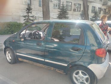 продаю или меняю с доплатой мне: Daewoo Matiz: 2002 г., 0.8 л, Механика, Бензин, Хэтчбэк