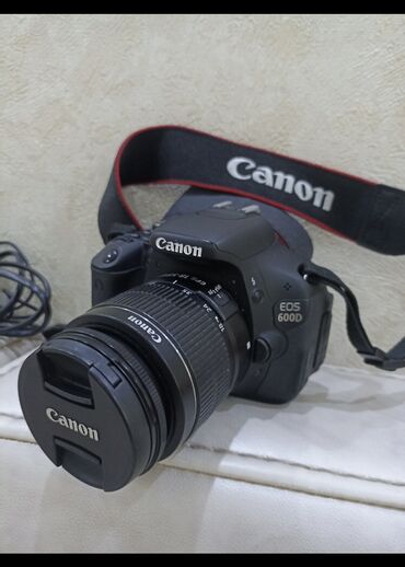 пленочные фотоаппараты: Canon 600d срочно сатылат 28мин бир аз тушуп берем