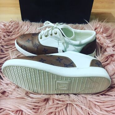 Women's Sneakers and athletic shoes: Ölçü: 37, rəng - Qəhvəyi, Yeni — 4