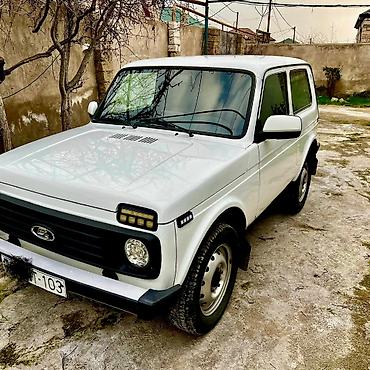 VAZ (LADA): VAZ (LADA) 4x4 Niva: 1.7 l | 2010 il Ofrouder/SUV — 2