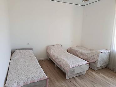 полу дом: Гостевой дом на Иссык-Куле, Чуйский, Чолпон-Ата, 4 места, Посуточно — 4