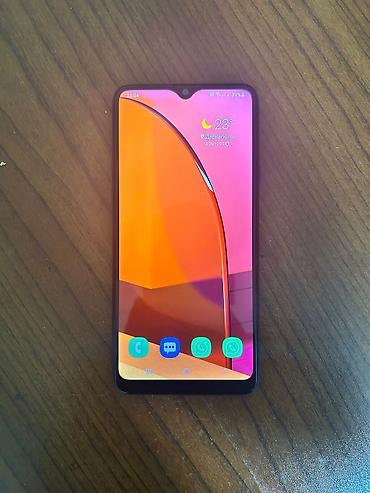 Samsung Galaxy A20s, rəng - Mavi, İki sim kartlı lalafo.az -da Samsung Galaxy A20s, rəng - Mavi, İki sim kartlı
