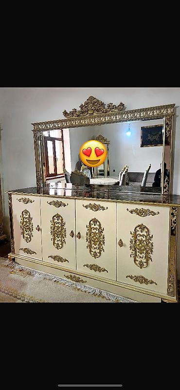 Digər mebel: 3 ədəd qorka ve 1 ədəd televizor altlığı. Demek olarki yenidir çox az — 4