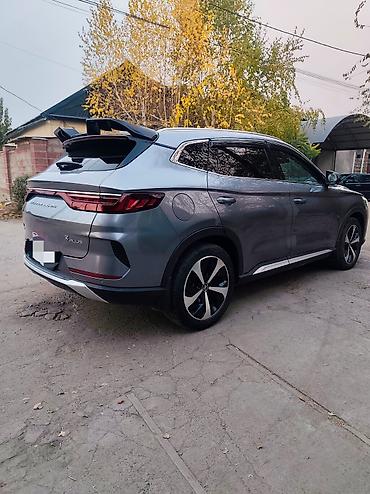 kamry 35: BYD Song Plus: 2021 г., 1.5 л, Гибрид, Кроссовер — 6