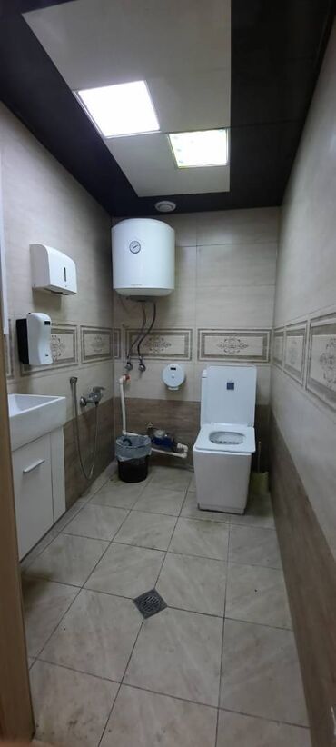 Restoran, kafelər: Nəsimi rayonu,28 may metrosunun yaxınlığında, 4 otağlı 200 kv.m sahəsi — 17