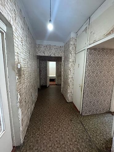 южный микрорайон: 4 комнаты, 104 м², 3 этаж, Требуется ремонт — 1