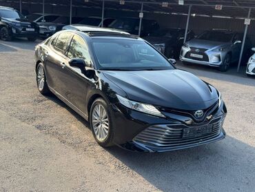 автомобиль для продажи: Toyota Camry: 2018 г., 2.5 л, Автоматические, Гибрид, Седан