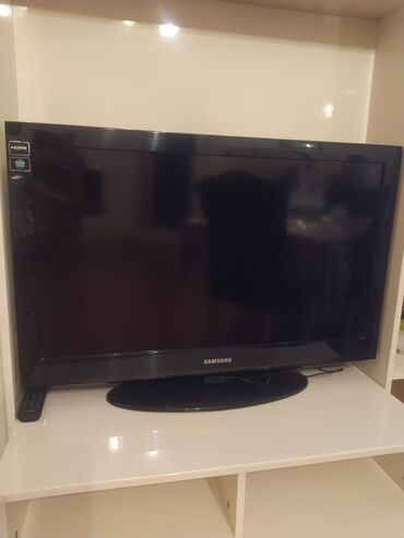 Б/у Телевизор Samsung 82"