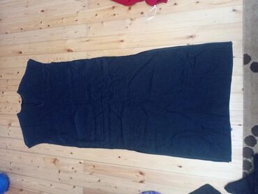 Ziyafət donları: Ziyafətlər və xüsusi tədbirlər üçün nəzərdə tutulmuş boz rəngli qadın — 10