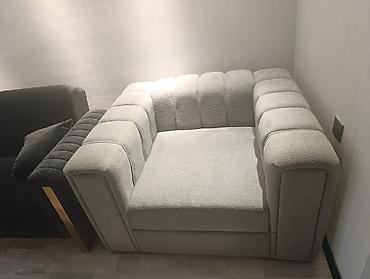 Aml – Yeni alınmış kreslolar. Cütü 280 AZN. Ölçüsü düzgün gəlmədiyi