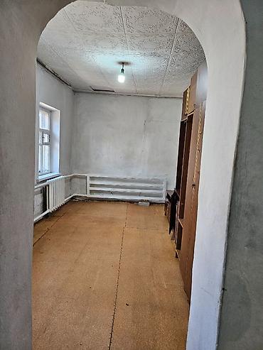 Квартиры: 2 комнаты, 35 м², Кызыл Аскер 1 этаж, Старый ремонт — 6