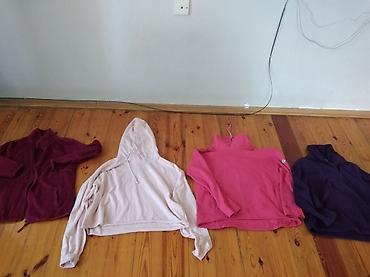 Köynək və bluzalar: M-L razmer koftalar biri 3m — 1