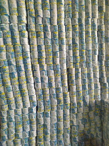 Скупка картона, макулатуры: Продаю туалетную бумагу от завода производителя есть 2 слойка 1 — 11