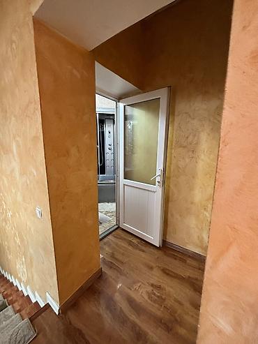 Продажа коттеджей и домов: 🔥 СРОЧНО ПРОДАЮТСЯ 2 ДОМА НА УЧАСТКЕ 10 СОТОК! 🏡 📍 с. Орто-Сай, ул — 35