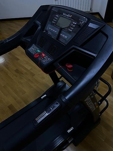 qaçış lenti: Təcili satılır! Motor: 3 HP Sürət: 18 Km/s İncline: 15% Avto — 5
