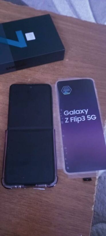 samsung z filip 3: Samsung Galaxy Z Flip 3 5G, 128 GB, rəng - Yaşıl, Barmaq izi, Simsiz şarj, İki sim kartlı