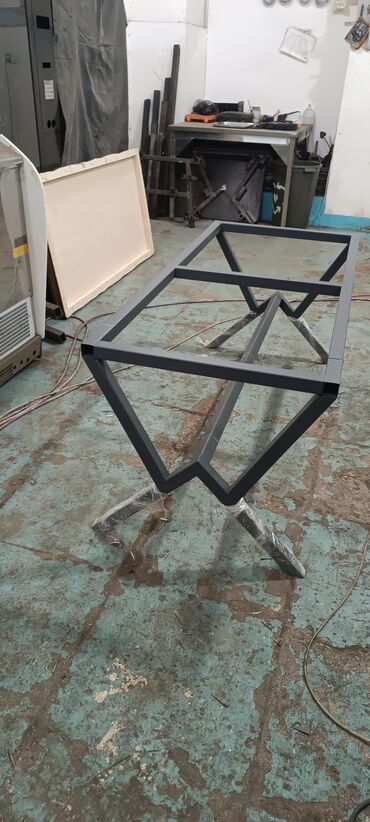 Masa və oturacaq dəstləri: Mətbəx üçün, Açılmayan, Dördbucaq masa, 4 stul — 11