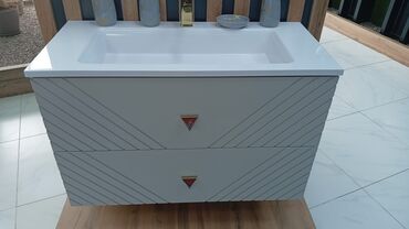 Hamam üçün aksessuarlar: Məhsul: Hamam üçün müasir mebel və aksesuarlar dəsti Təsvir: - Divara — 8