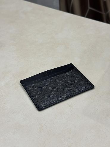 Картхолдеры: Карточница Goyard, компактная и тонкая. Характеристики: - Материал — 10