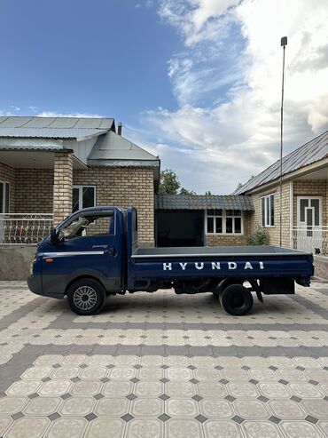 купить запчасти на опель вектра б: Hyundai Porter: 2010 г., 2.5 л, Механика, Дизель, Пикап