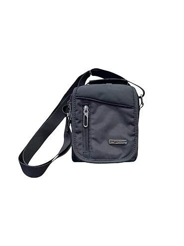 №: 8373 Məhsulun adı: Kişilər üçün çiyin çantası 5, 21x18 sm Brend: No