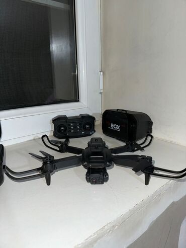 очки для лыжи: Продаю: Дрон Е88 с камерой в комплекте: 3 батареи 🔋 VR box очки дрон