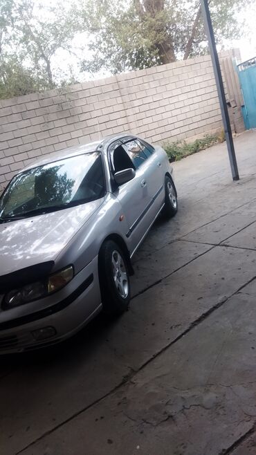 машина японский: Mazda 626: 1998 г., 2 л, Механика, Бензин, Седан