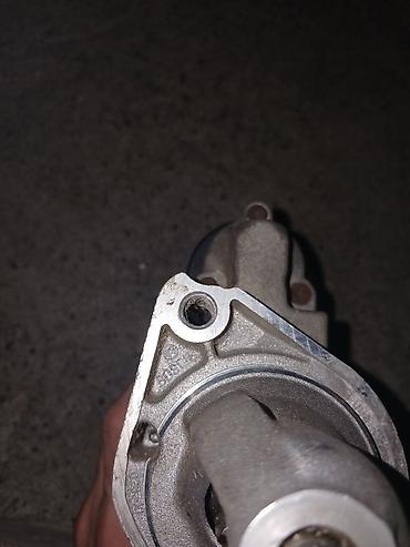 Starter motor (startyor) – 12V - Brend: Bosch möhürləməsi görünür -