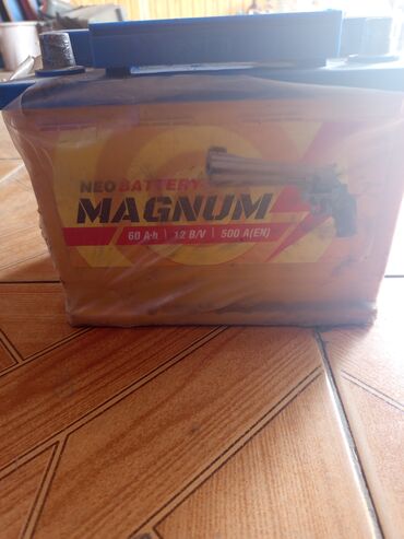 ön bufer: Magnum Neo Battery markalı akkumulyator 60 amper saat (Ah) tutuma və