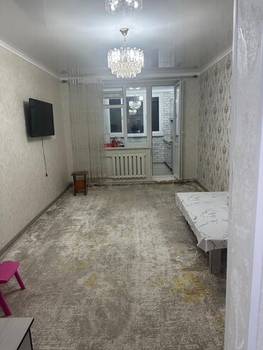 ош базардан квартира керек: 1 бөлмө, 23 кв. м, 2 кабат, Евроремонт