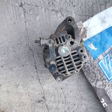 Генераторы: Генератор Mazda 2001 г., Б/у, Оригинал — 9