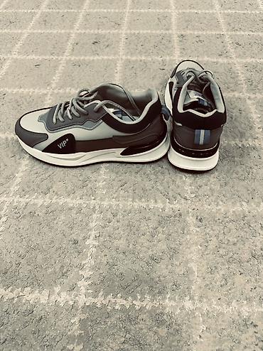 khan sport: Мужские кроссовки, 39, Новый, цвет - Серый, Платная доставка — 2
