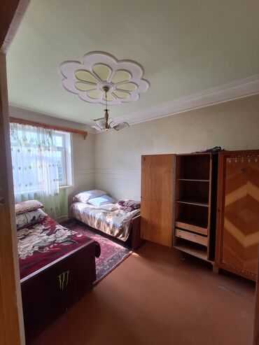 Mənzil kirayələyirəm: Satilir .4 otagin 3 e duzelme 5 mertebeli binanin 5 ci mertebesi — 3