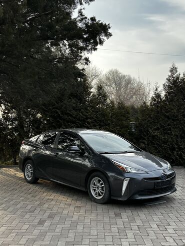 Toyota: Toyota Prius: 2019 г., 1.8 л, Вариатор, Гибрид, Седан — 2