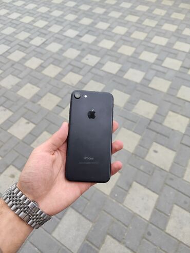 Apple iPhone: IPhone 7, 256 GB, Black Titanium, Barmaq izi