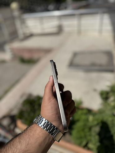 15 pro max dubay: IPhone 15 Pro Max, 256 GB, Gümüşü, Sənədlərlə, Face ID, Simsiz şarj — 4