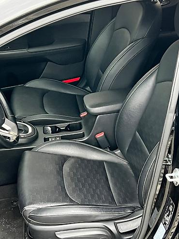Kia: Kia K3: 2021 г., Седан — 13