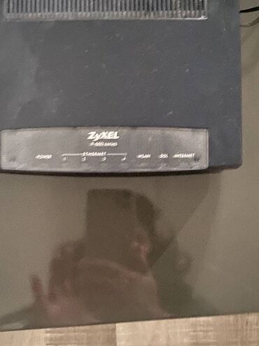 zyxel модем: ZYxel modem satılır. 
WP-da da yaza bilərsiniz