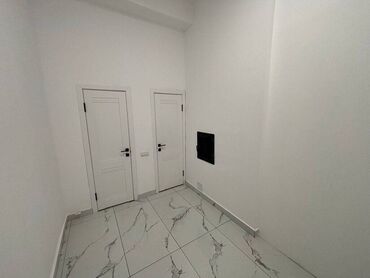 аренда помещения балыкчы: Сдаю Офис, 60 м², В жилом комплексе
