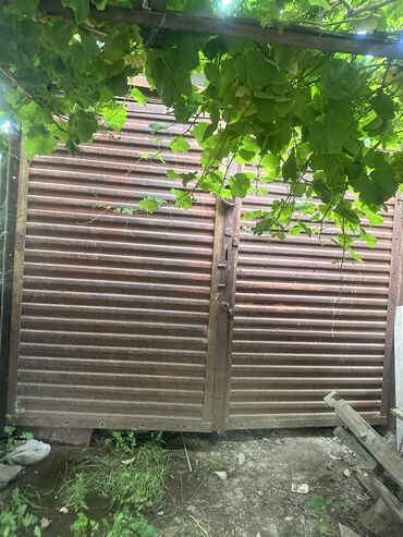 elektromobil satilir: Gencede.demir bak ve vaqon satilir .6 mt uzunu 4. yarim enidir.ici