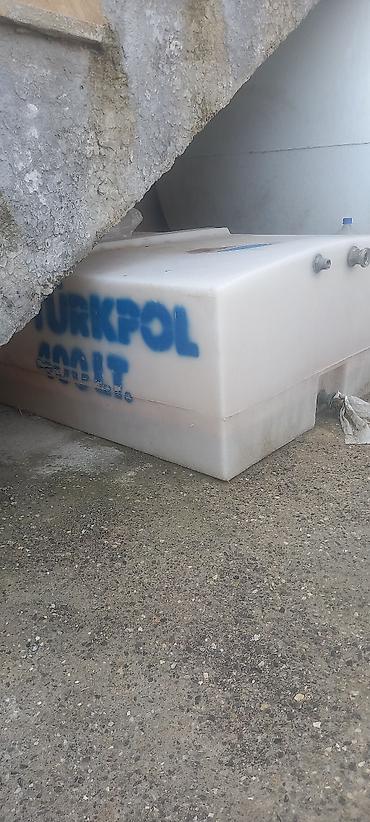 ucuz profil: Türkpol 400 LT su çəni - Həcm: 400 litr (üzərində “TURKPOL 400 LT.” — 1